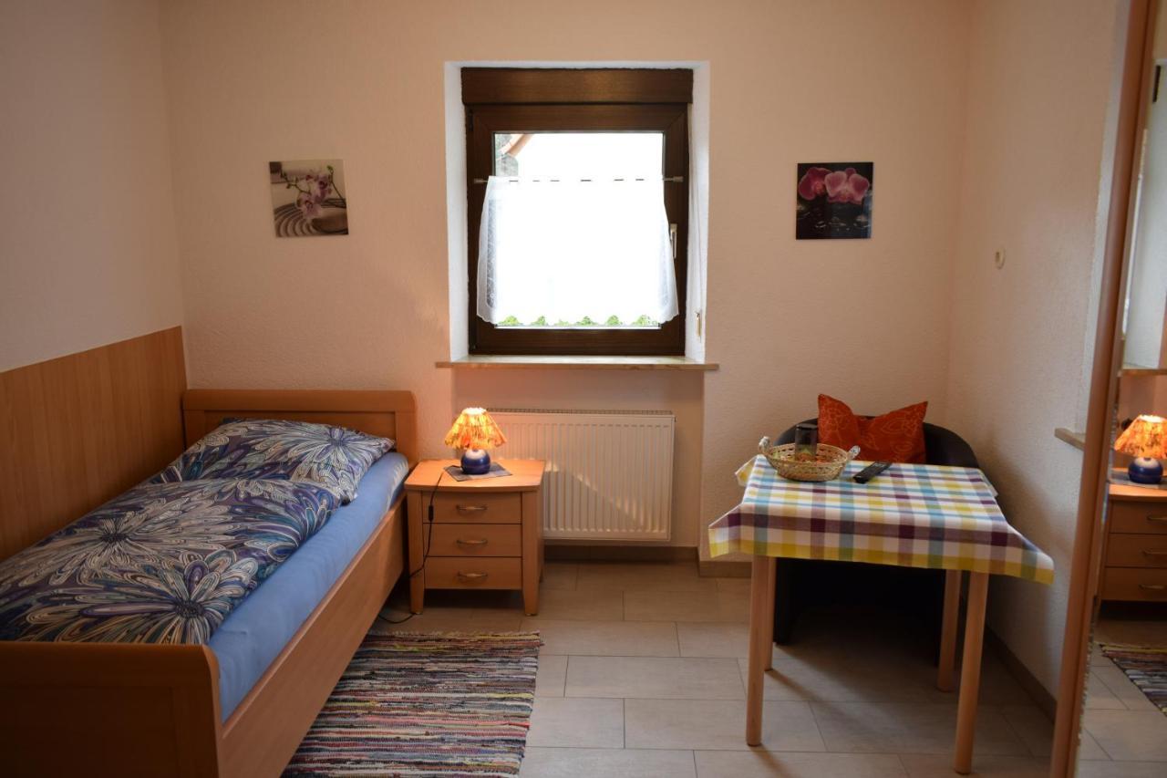 Gaestehaus Grau Egloffstein المظهر الخارجي الصورة
